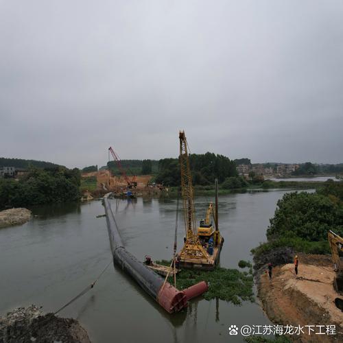 专业水管安装公司##水下施工作业公司##潜水员水管安装工程施工#怂